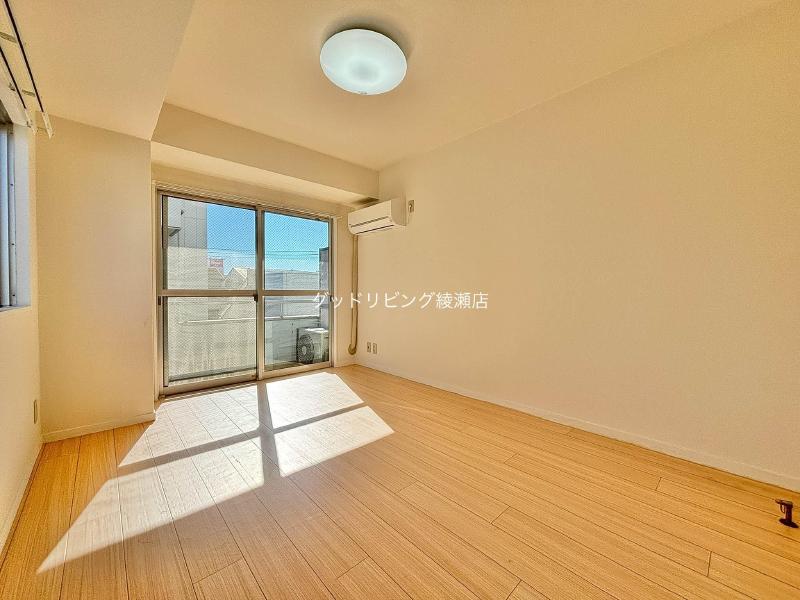 居室・リビング　2025/11/17　306号室