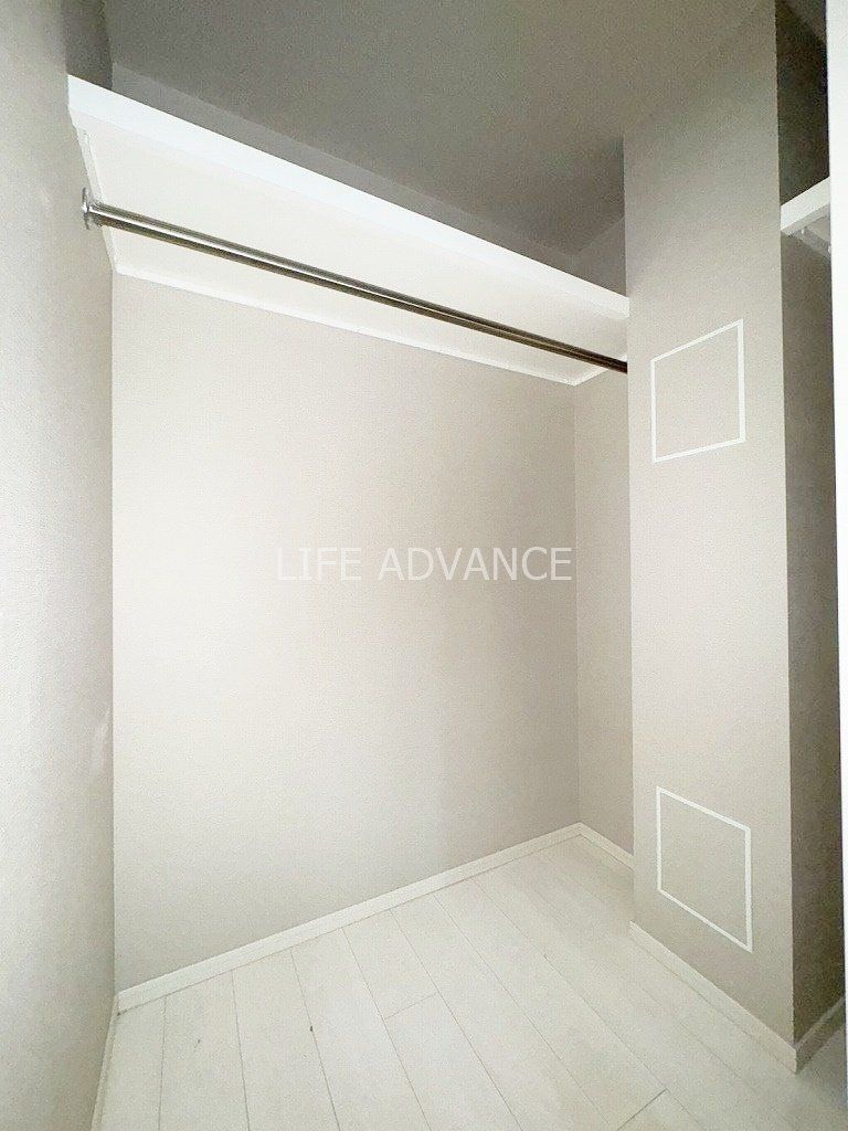 収納　ウォークインクローゼット