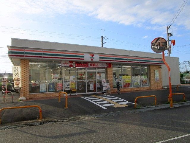 コンビニ　セブンイレブン　千里丘4丁目店（コンビニ）まで780m
