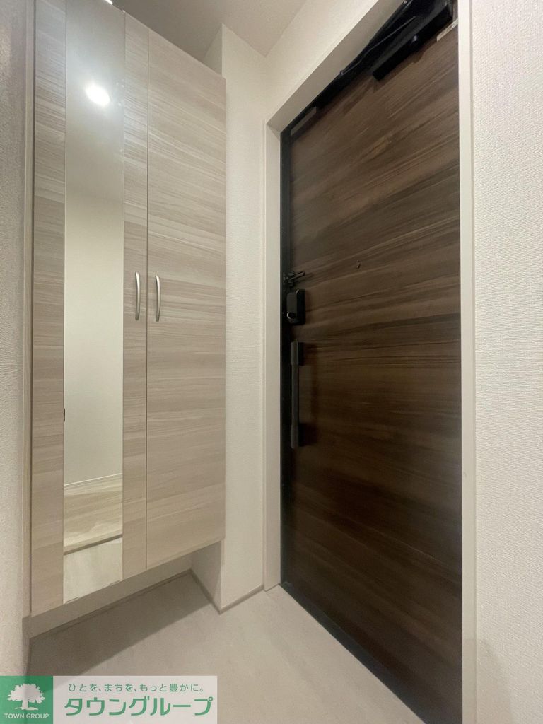 玄関　キッチン