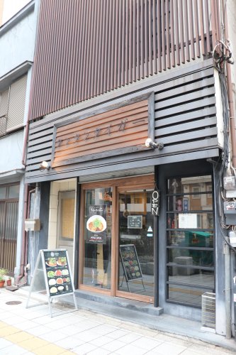 飲食店　担担?屋　タンタンタイガー（飲食店）まで1197m