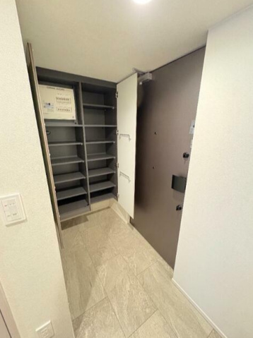 玄関　※別部屋参照