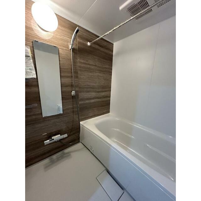 バス・シャワールーム　浴室暖房換気乾燥機付き！追い焚きあり（１号室のみ）