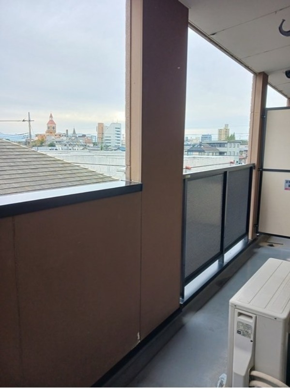 バルコニー　図面と現状に相違がある場合には現状を優先