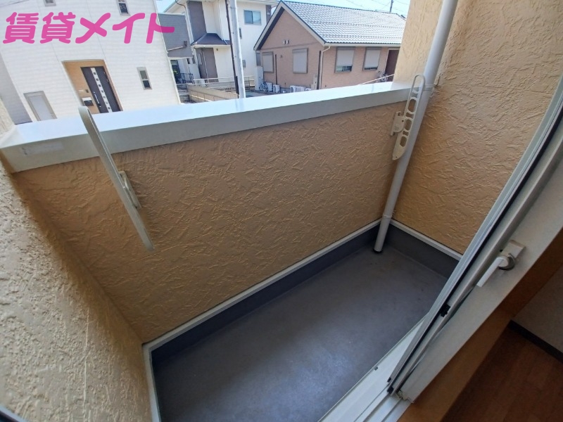 バルコニー　同物件別部屋の写真です