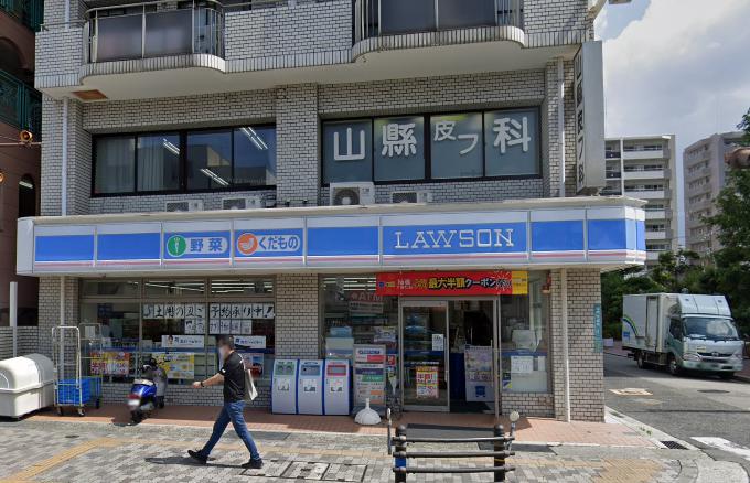 コンビニ　ローソン 津門大塚町店（コンビニ）まで400m