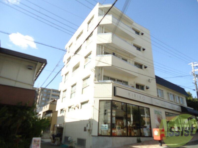 建物外観　駅から徒歩５分の好立地！