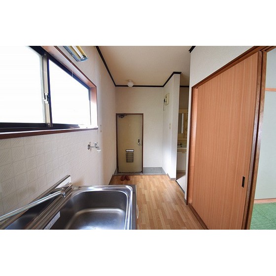 玄関　キッチンからの眺め