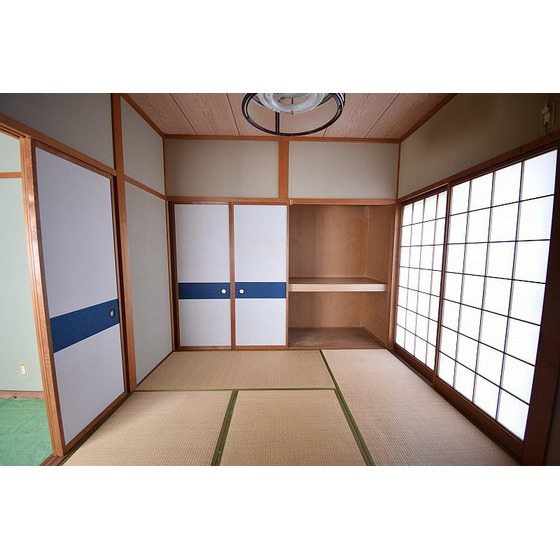 収納　大容量の押入付き