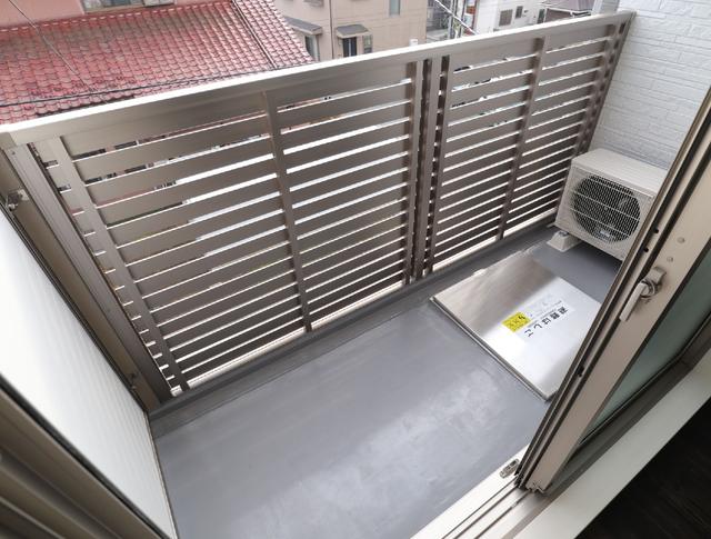 バルコニー　バルコニー