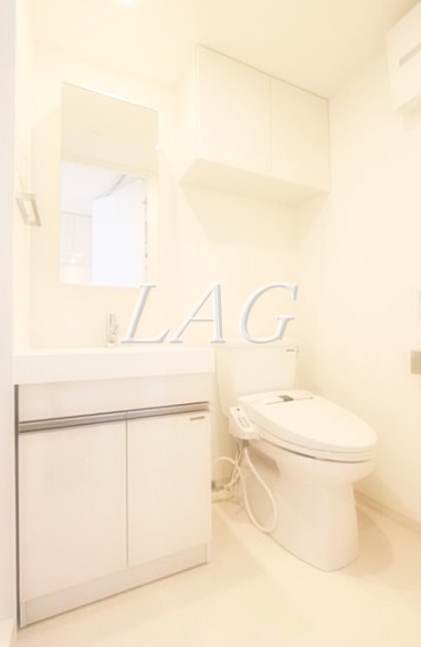 洗面設備　独立洗面台です。