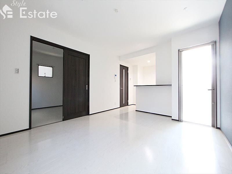 居室・リビング　内装