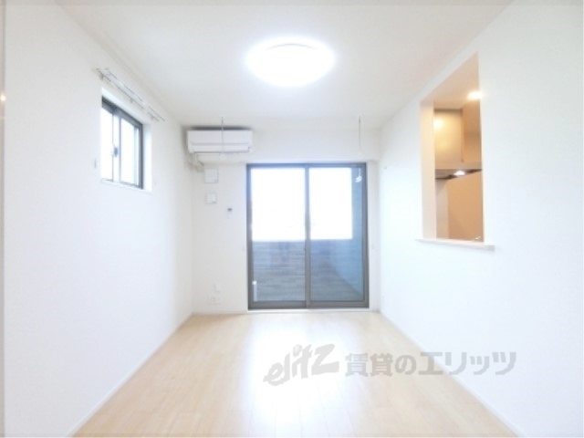 居室・リビング　リビング