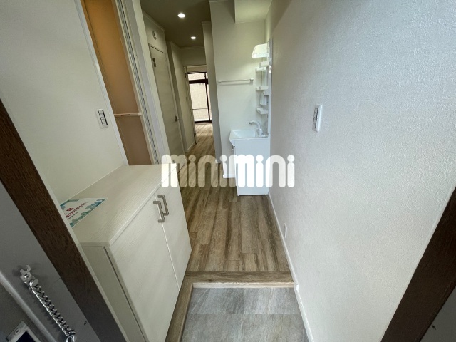 玄関　インターホン完備の玄関スペースです