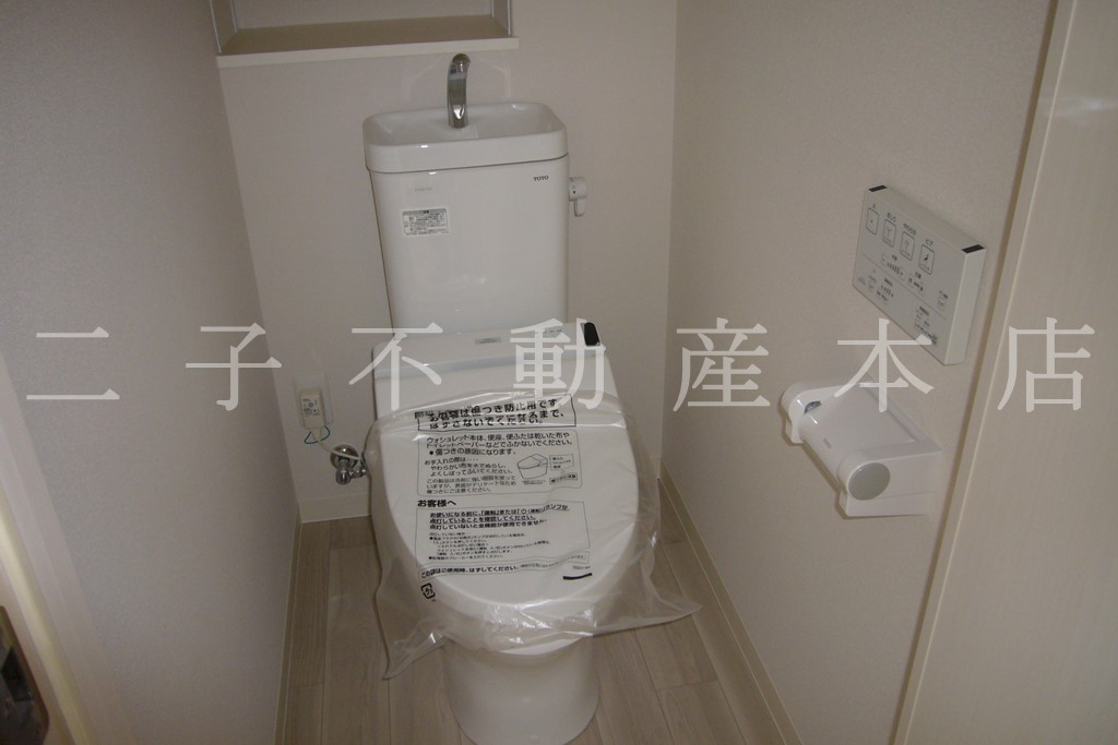 ＪＲ宇野線 大元駅 徒歩8分 9階建 築8年のトイレ写真