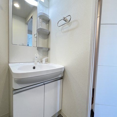 洗面設備　同仕様のタイプです