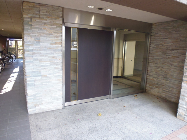 ロビー　3Ｆにもエントランスあります！