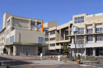 中学校　福岡市立箱崎清松中学校（中学校）まで1200m