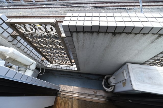 バルコニー　外からの目が気にならないバルコニーで洗濯物が干せます