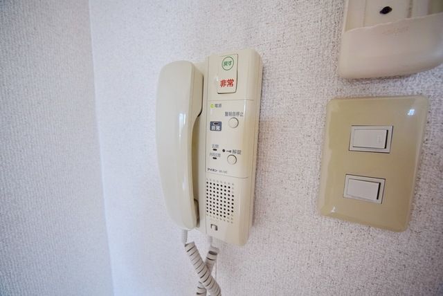 セキュリティ　★インターホンです★