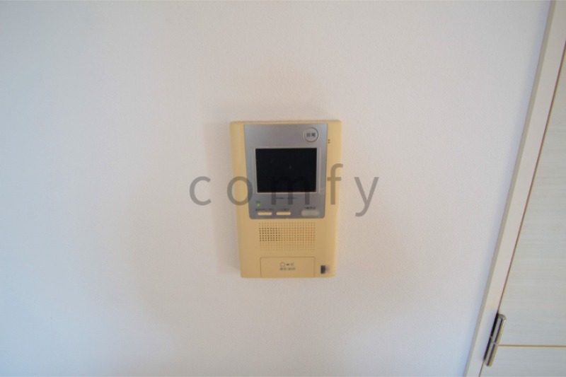 セキュリティ　モニター付きインターホン