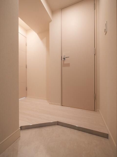 玄関　明るい玄関です