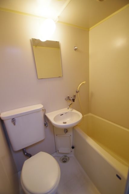 バス・シャワールーム　★清潔感のある浴室★