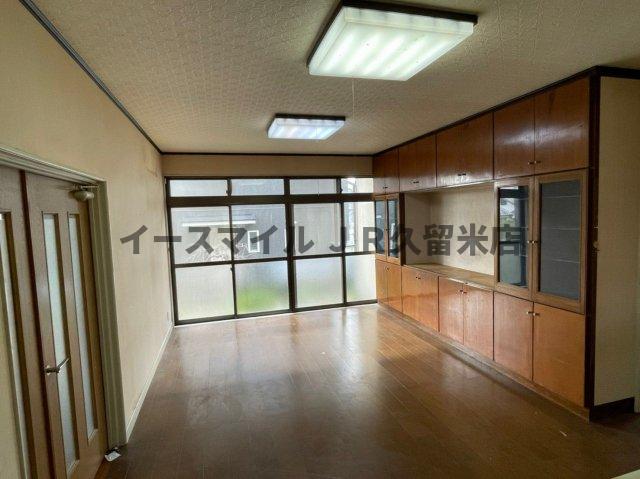 居室・リビング　個人の部屋や寝室として使える洋室です