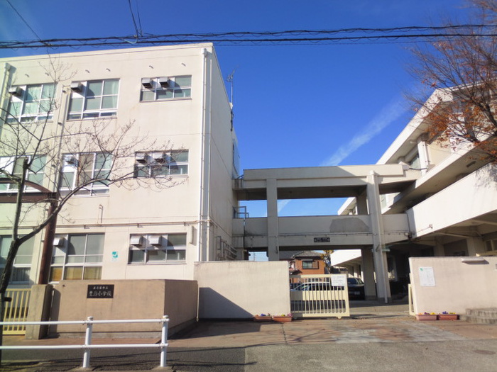 小学校　名古屋市立豊治小学校（小学校）まで1190m