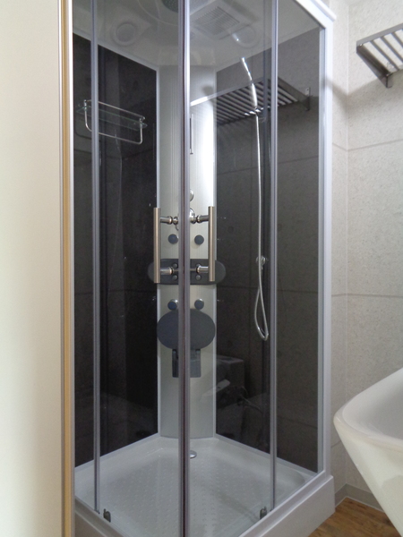 バス・シャワールーム　シャワールーム