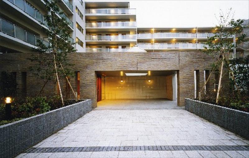 エントランス　建物の内部です