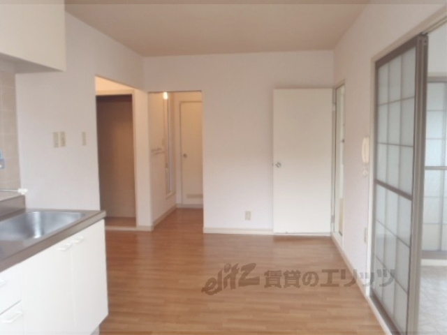 居室・リビング　リビング