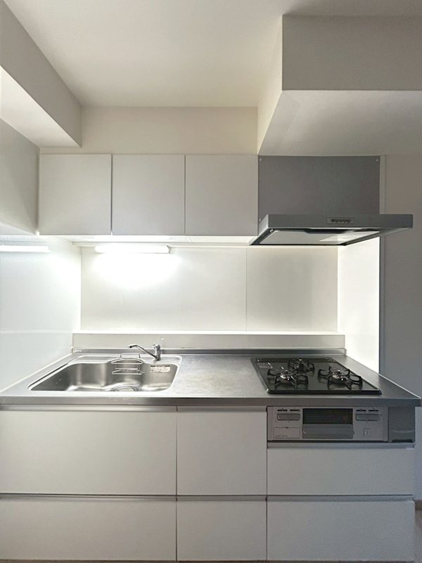 キッチン　3口ガスコンロ付きシステムキッチン！