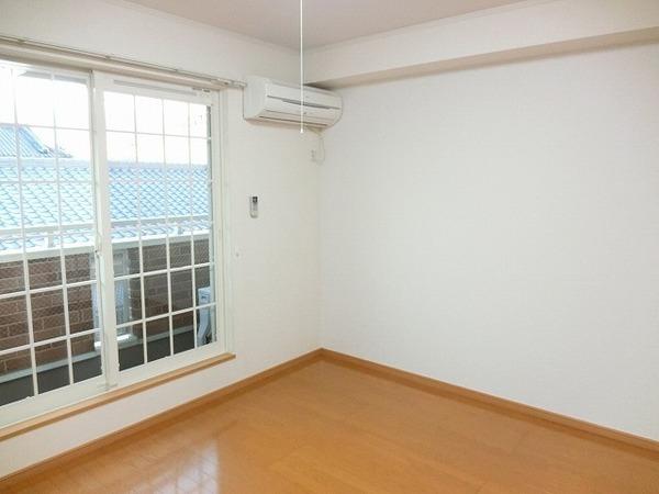 居室・リビング　広々としたリビング！