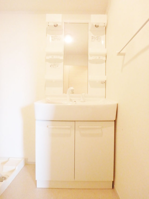 洗面設備　人気のシャンプードレッサー☆