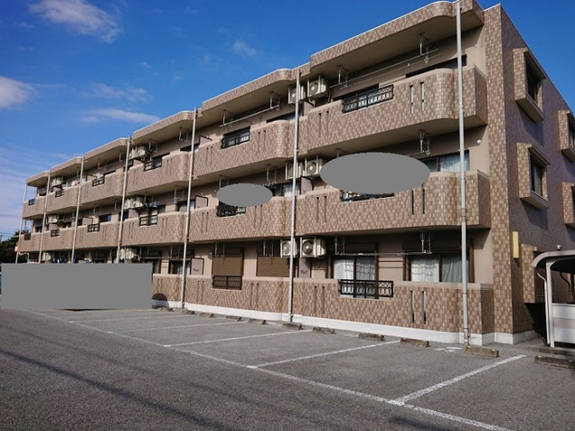 建物外観　鉄筋コンクリート造。ネット無料。