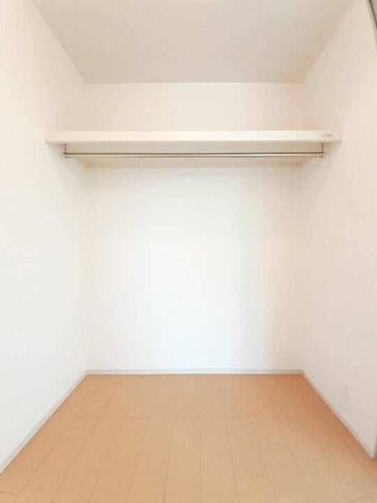 収納　クローゼット