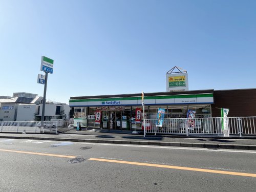 コンビニ　ファミリーマート tvk ecom park店（コンビニ）まで375m