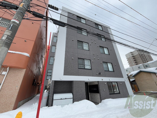 建物外観　豊平区平岸３条「ラフィーネ平岸３条」