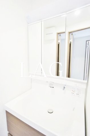 洗面設備　洗面台です。