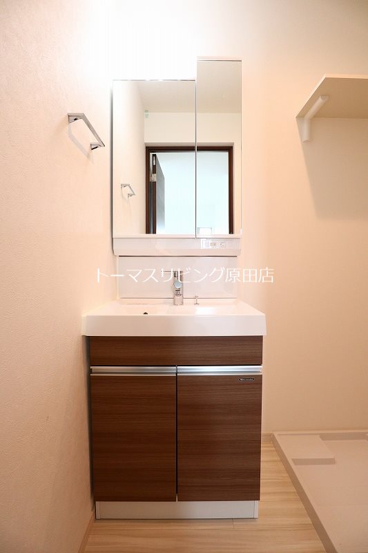 洗面設備　101号室写真