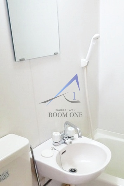 洗面設備　洗面台です。