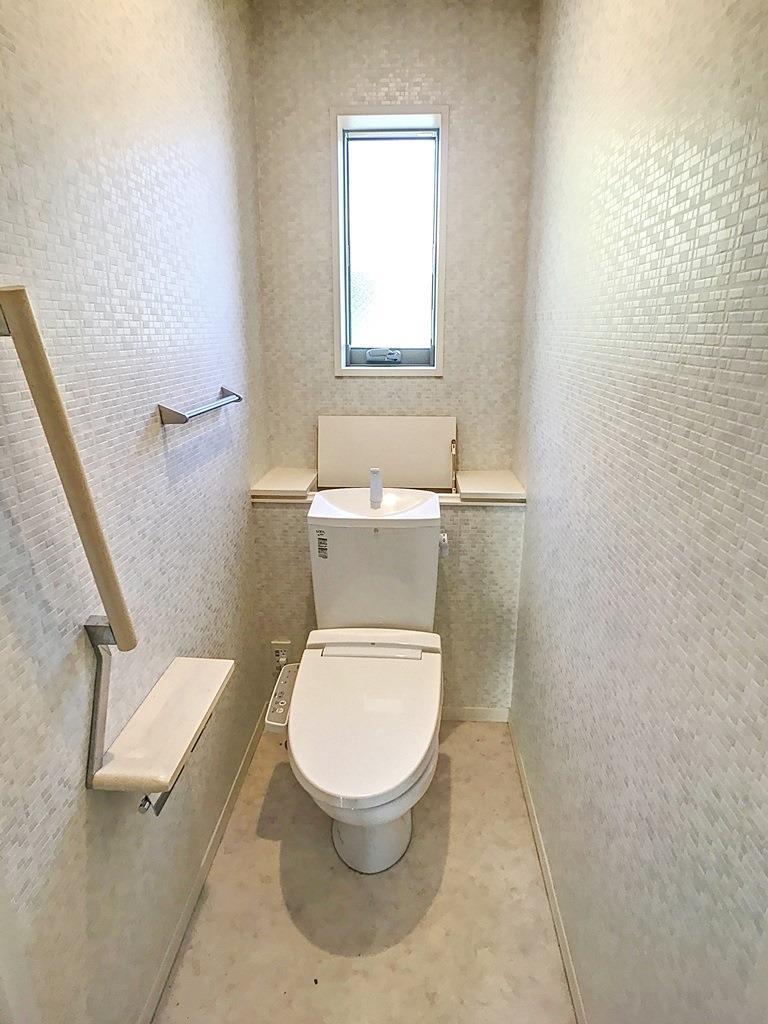 トイレ　他室参照