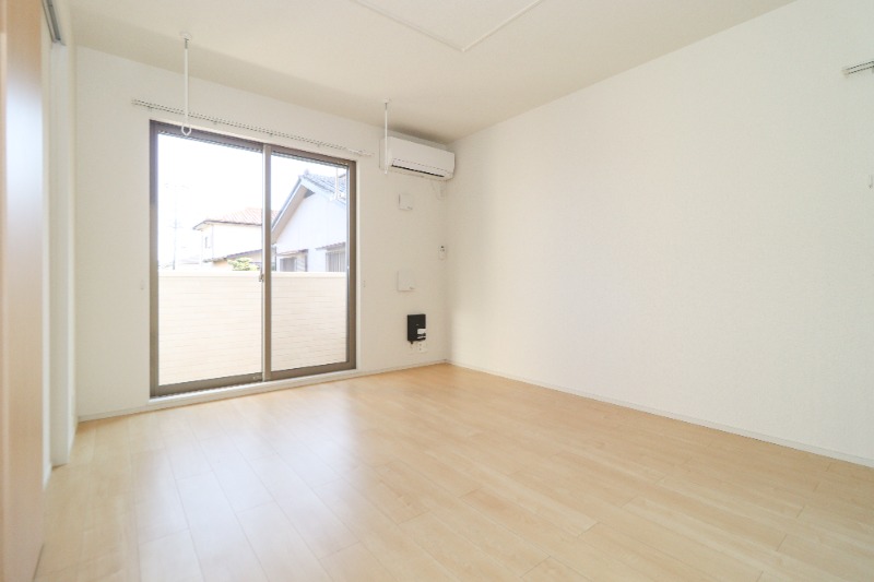 居室・リビング　図面と現状に相違がある場合には現状を優先