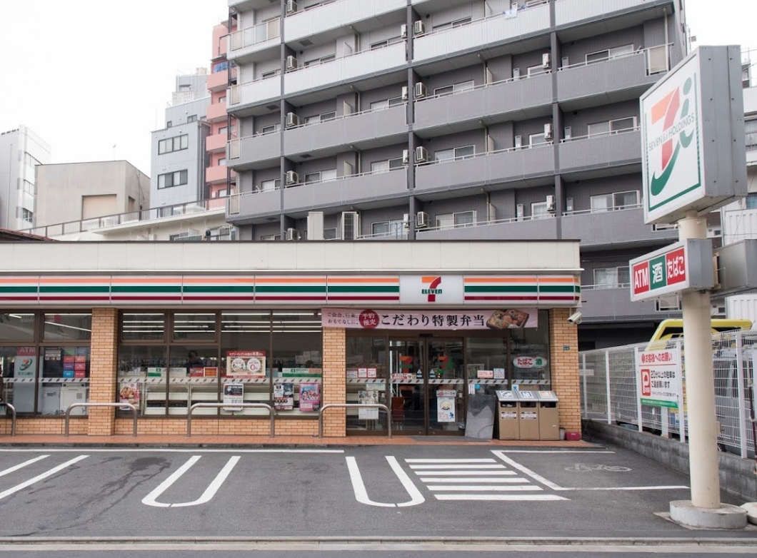 コンビニ　セブンイレブン豊島駒込1丁目店（コンビニ）まで223m