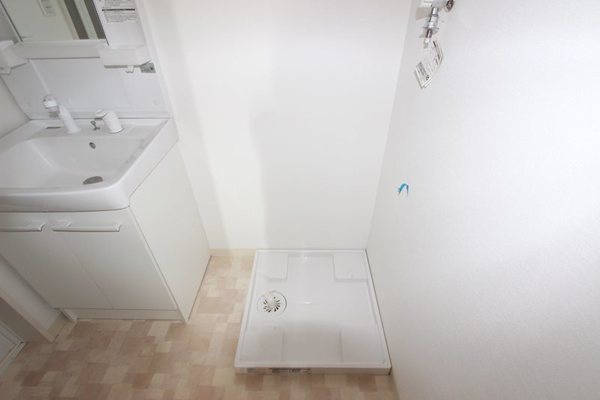 洗面設備　反転タイプ