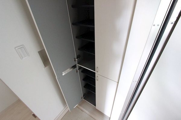 収納　反転タイプ