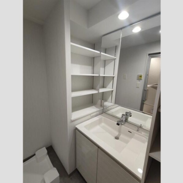 洗面設備　※反転タイプとなります