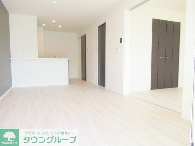 居室・リビング　お問合せはタウンハウジングまで！※現地待合わせ相談可能