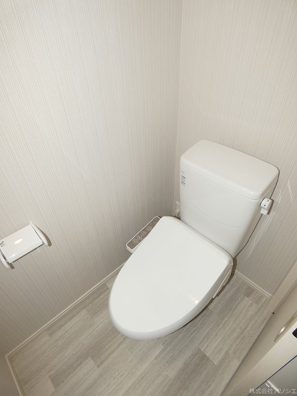 トイレ　ウォシュレット便座
